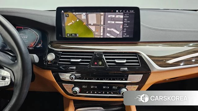 BMW 5 Series (G30) id 3916453 из Кореи 7