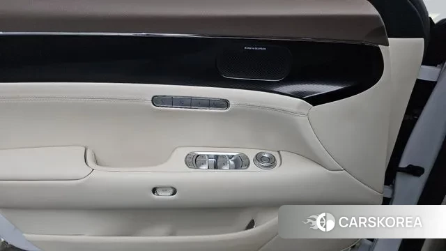 Genesis G90 (RS4) id 3093524 из Кореи 7