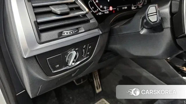 BMW X3 (G01) id 2930562 из Кореи 7