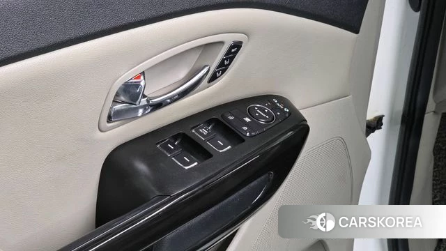Kia The New Carnival id 4610508 из Кореи 7