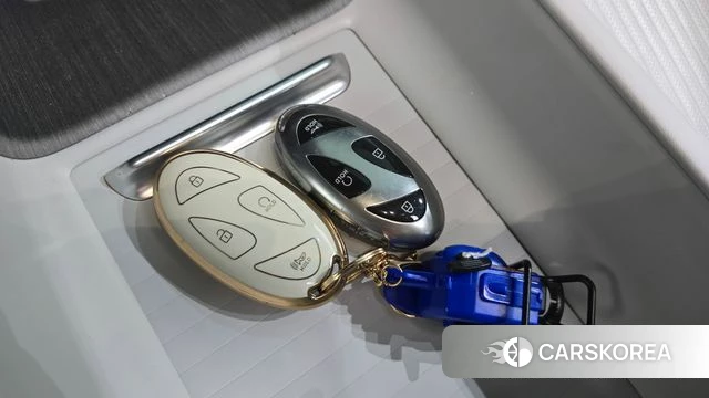 Hyundai Grandeur (GN7) id 4630905 из Кореи 7