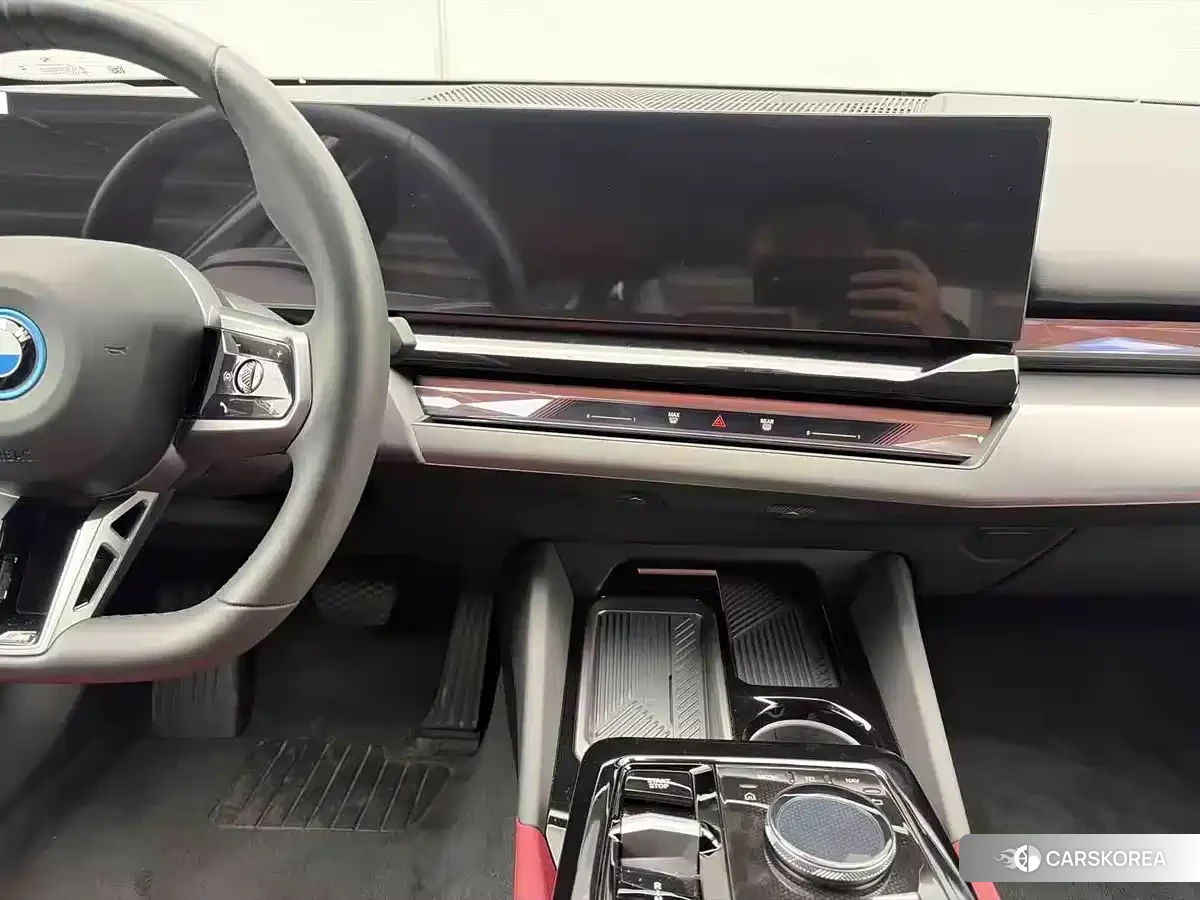 BMW i5 id 4649263 из Китая 7