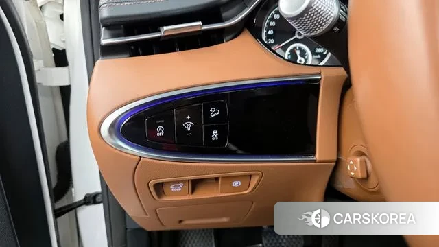 Genesis GV70 id 3716939 из Кореи 7