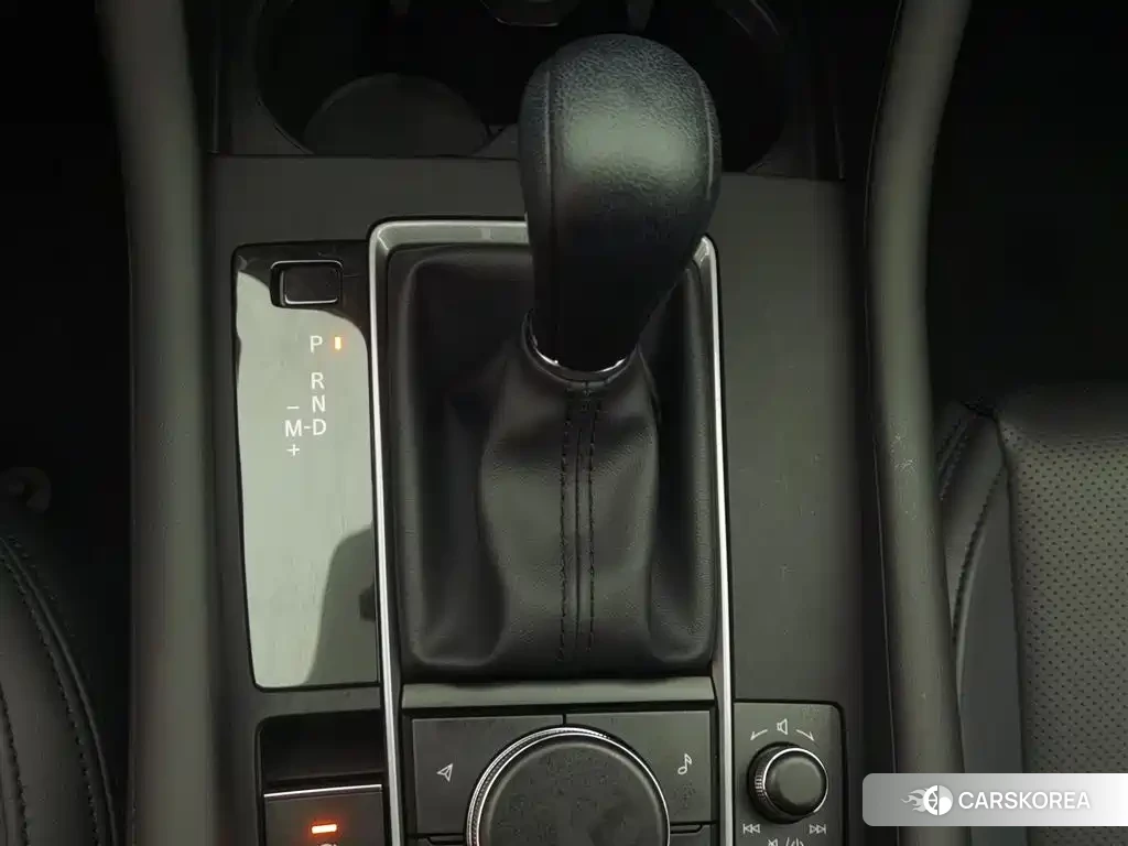 Mazda 3 id 4538889 из Китая 7