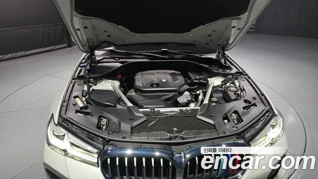 BMW 5 Series (G30) id 2659255 из Кореи 7