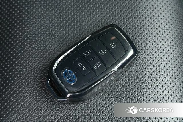 Toyota Saina id 4261783 из Китая 7
