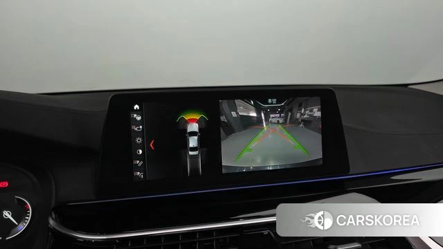 BMW 5 Series (G30) id 3911979 из Кореи 7