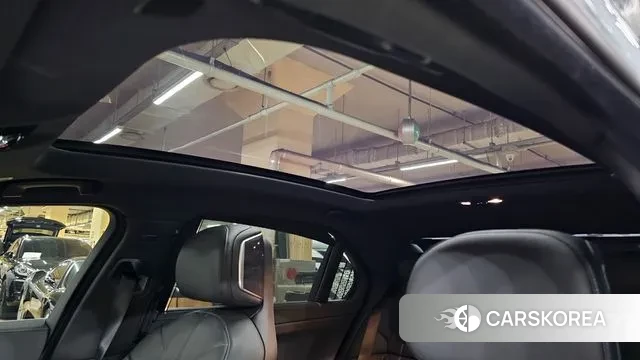 BMW 7 Series (G70) id 3082647 из Кореи 7