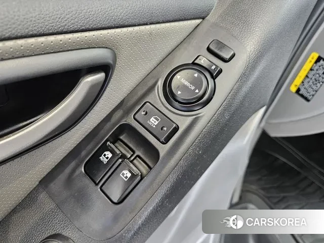 Hyundai The New Grand Starex id 3098239 из Кореи 7