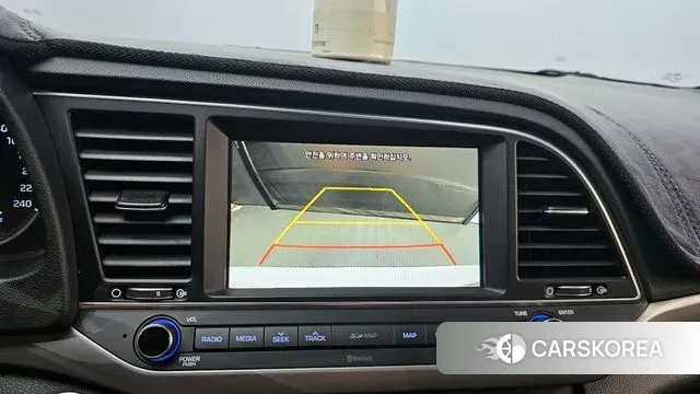 Hyundai Avante AD id 2981955 из Кореи 7