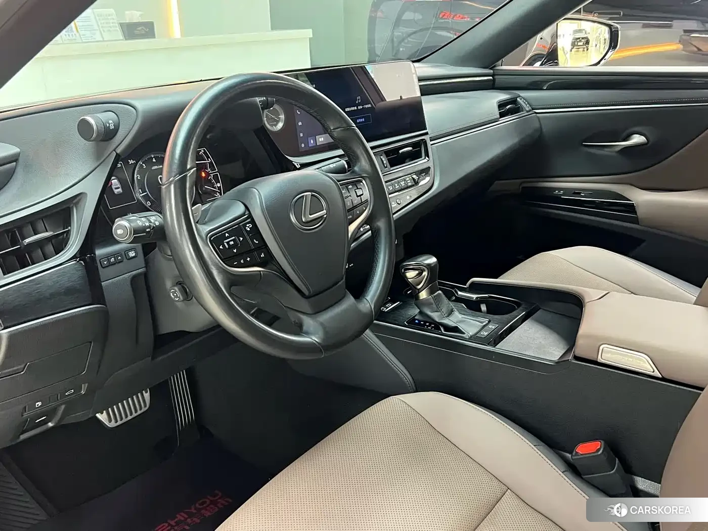 Lexus ES id 4514251 из Китая 8