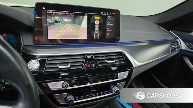 BMW 5 Series (G30) id 4735841 из Кореи 7