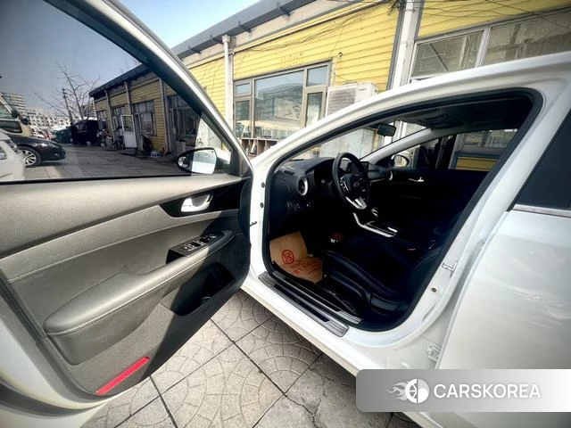 Kia K3 id 4387659 из Китая 7