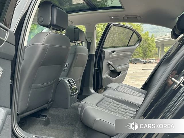 Volkswagen Magotan PHEV id 4261878 из Китая 7