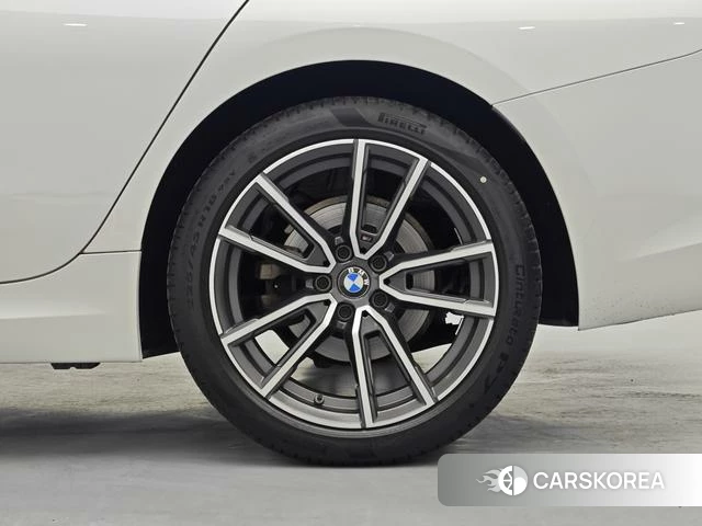BMW 3 series id 4290628 из Китая 7
