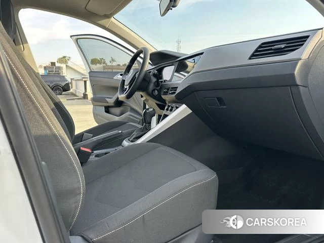 Volkswagen Polo id 4276491 из Китая 7