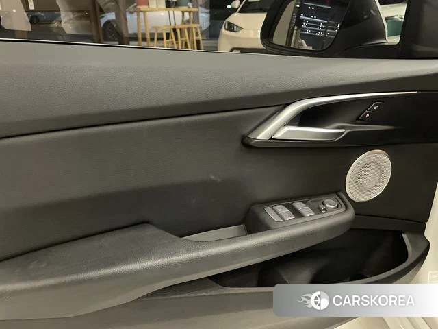 BMW 1 series id 4276399 из Китая 7