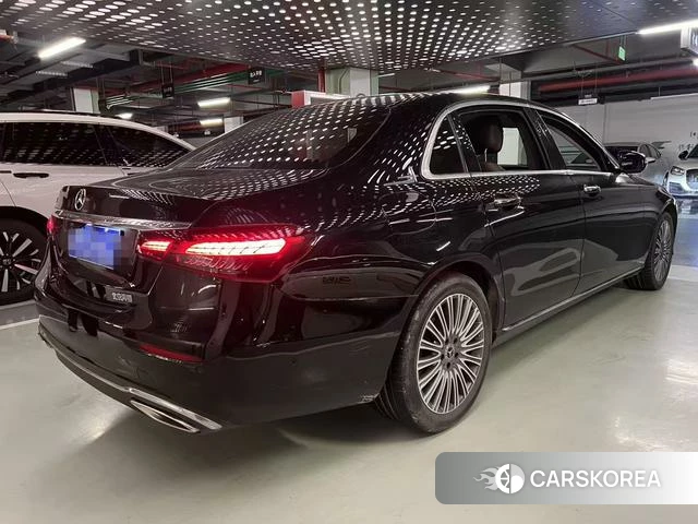 Mercedes-Benz E-class id 4368154 из Китая 7