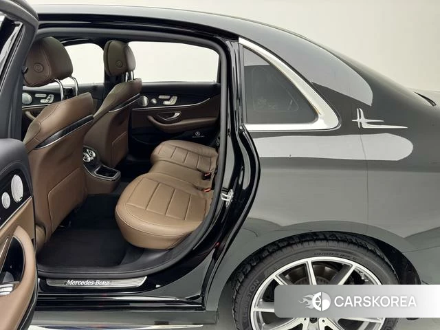 Mercedes-Benz E-class id 4258186 из Китая 7