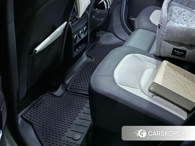 Land Rover Defender (L663) id 4200974 из Кореи 7