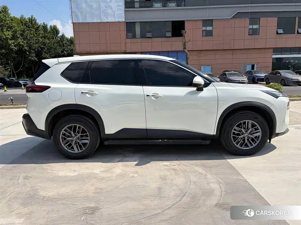 Nissan Qijun id 4576802 из Китая 7