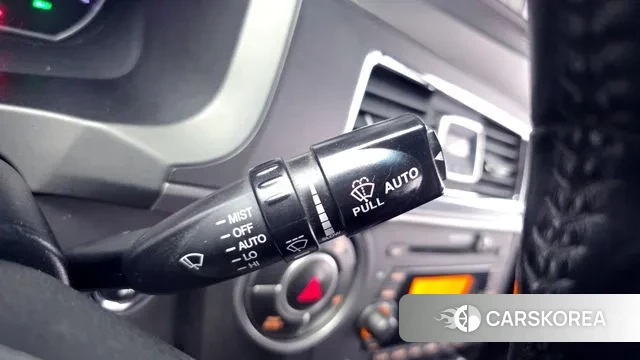 Ssangyong The New Korando Sports id 3662003 из Кореи 7