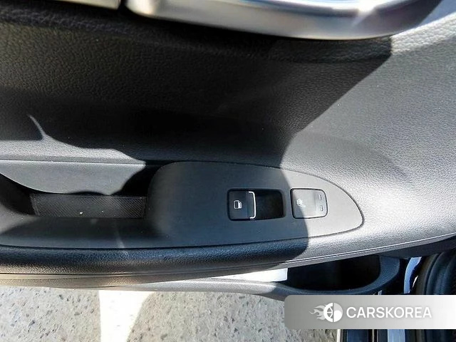 Hyundai Grandeur IG id 3905325 из Кореи 7