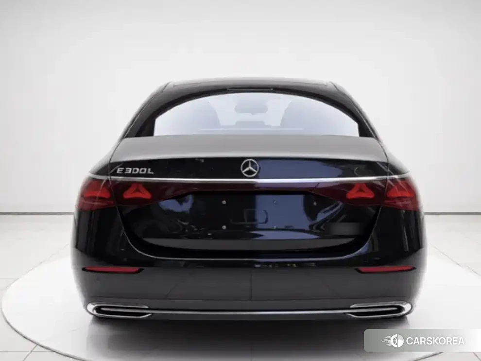 Mercedes-Benz E-Class id 4664493 из Китая 7