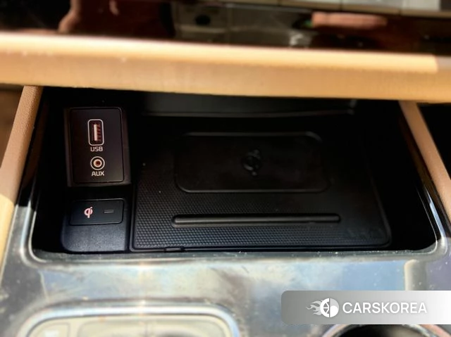 Kia The New Carnival id 4429817 из Кореи 7