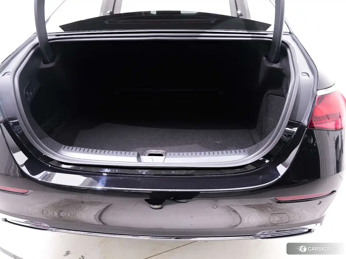 Mercedes-Benz E-Class id 4617139 из Китая 7