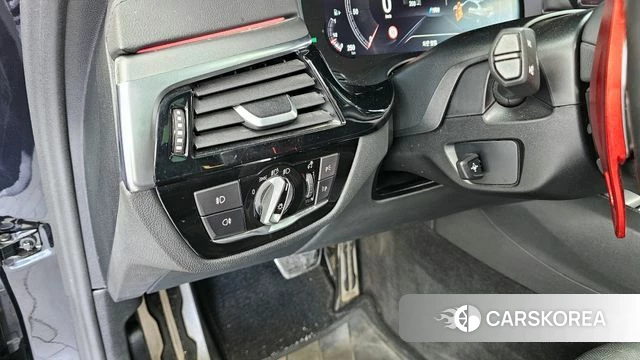 BMW 5 Series (G30) id 4403248 из Кореи 7