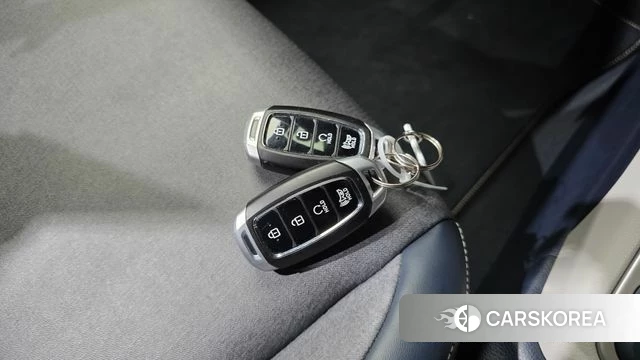 Hyundai Venue id 4410484 из Кореи 7
