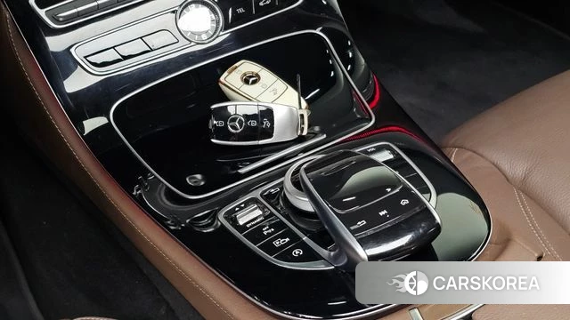 Mercedes-Benz E-Class W213 id 4390294 из Кореи 7
