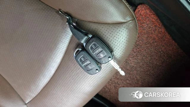 Hyundai The New Grand Starex id 4895700 из Кореи 7
