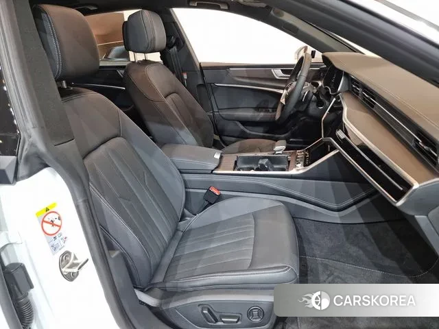 Audi A7 (4K) id 3002332 из Кореи 7