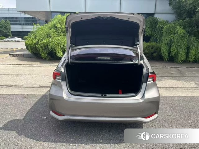 Toyota Corolla id 4366122 из Китая 7