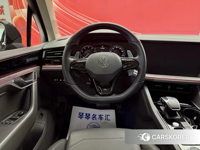 Volkswagen Touareg id 4329156 из Китая 7