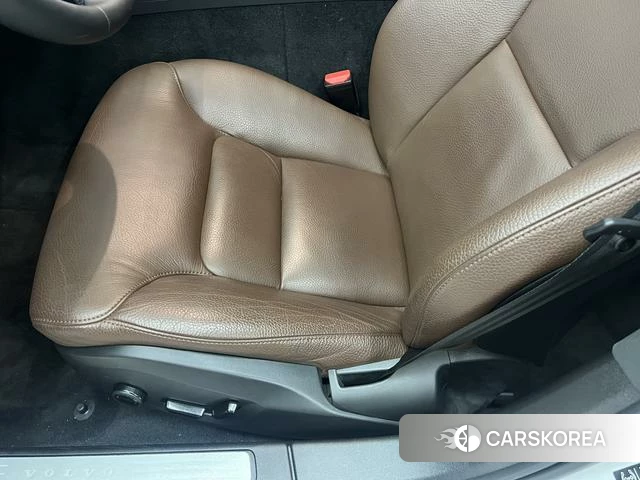 Volvo S60 id 3920828 из Китая 7