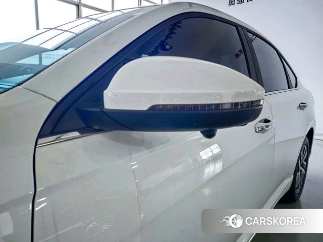 Volkswagen Lavida id 4240597 из Китая 7