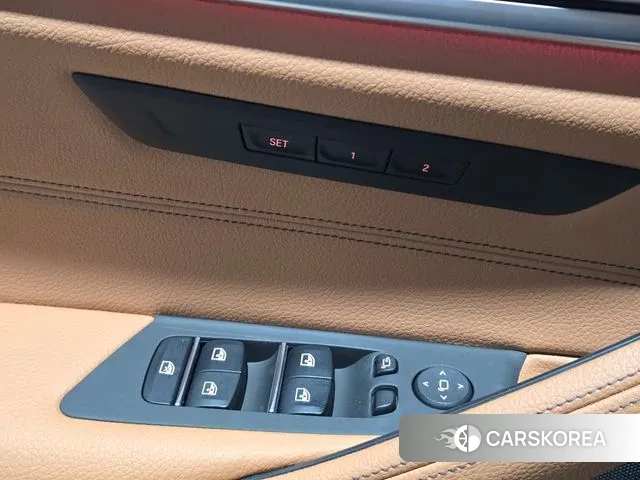 BMW 5 Series (G30) id 3018619 из Кореи 7