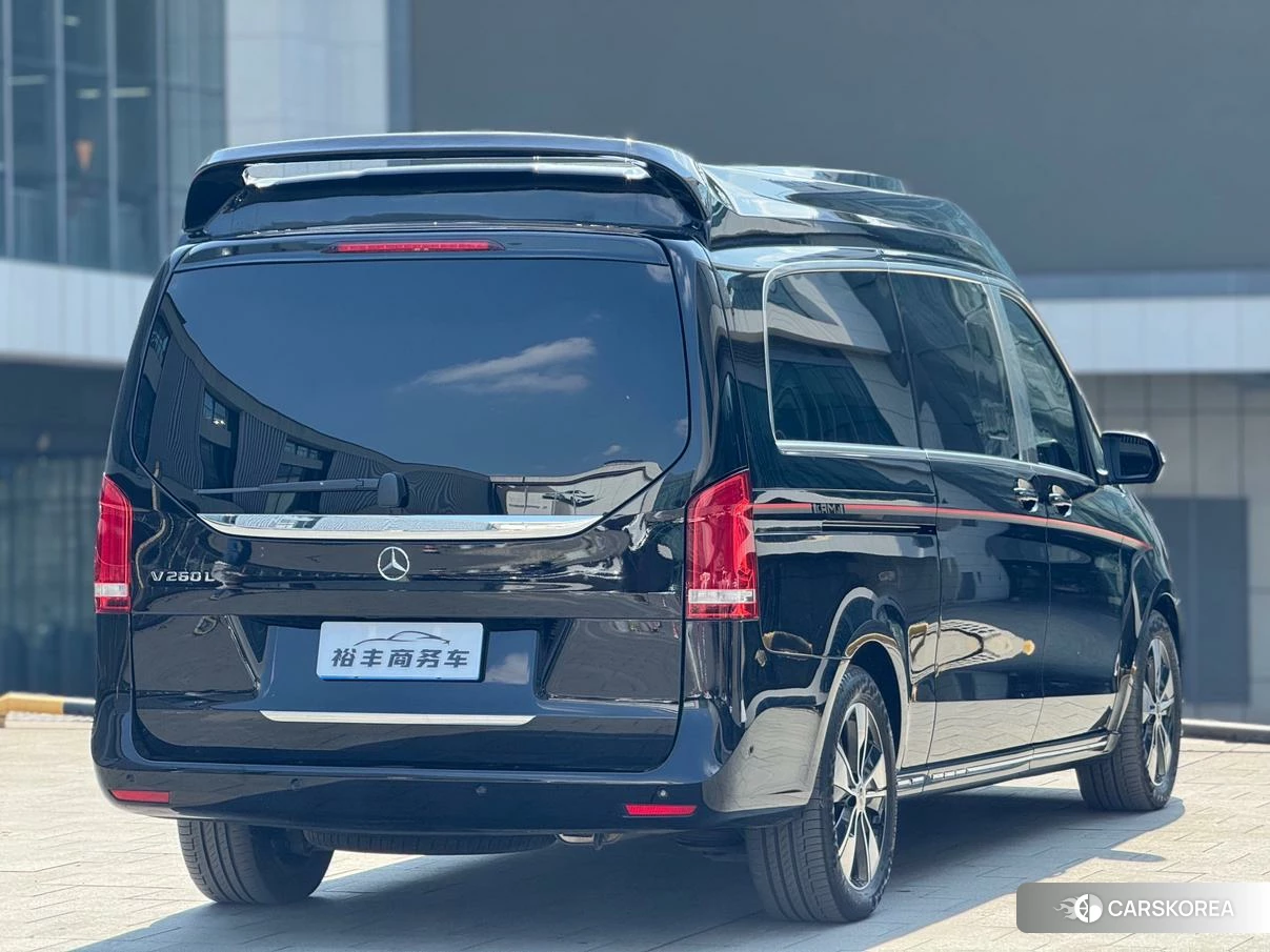 Mercedes-Benz V-class id 4486575 из Китая 7