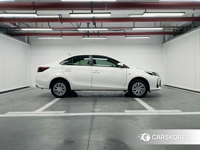 Toyota Vios id 4221211 из Китая 7