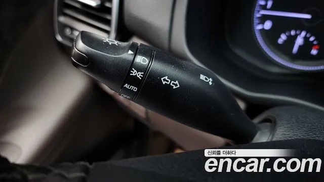 Hyundai Grandeur IG id 2860336 из Кореи 7