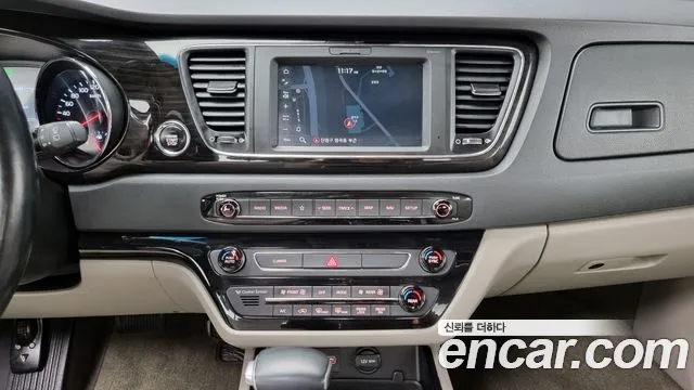 Kia The New Carnival id 2647312 из Кореи 7