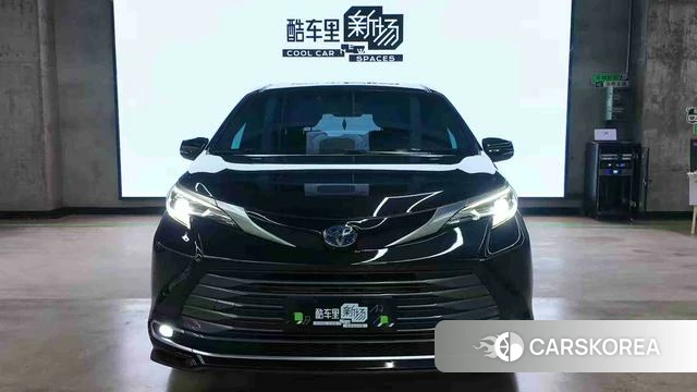 Toyota Saina id 4272798 из Китая 7