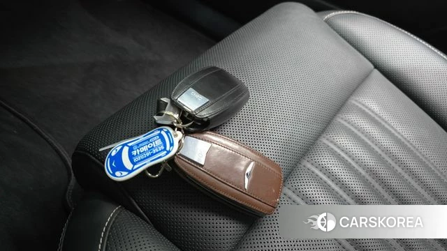 Genesis G90 id 4397443 из Кореи 7