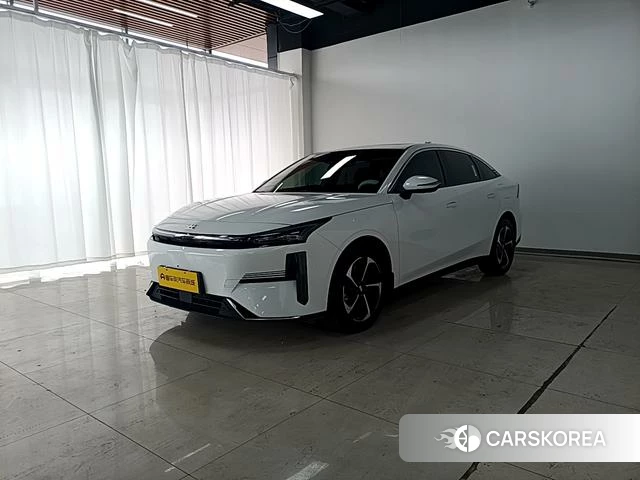 Geely Galaxy Galaxy L6 id 4212379 из Китая 7