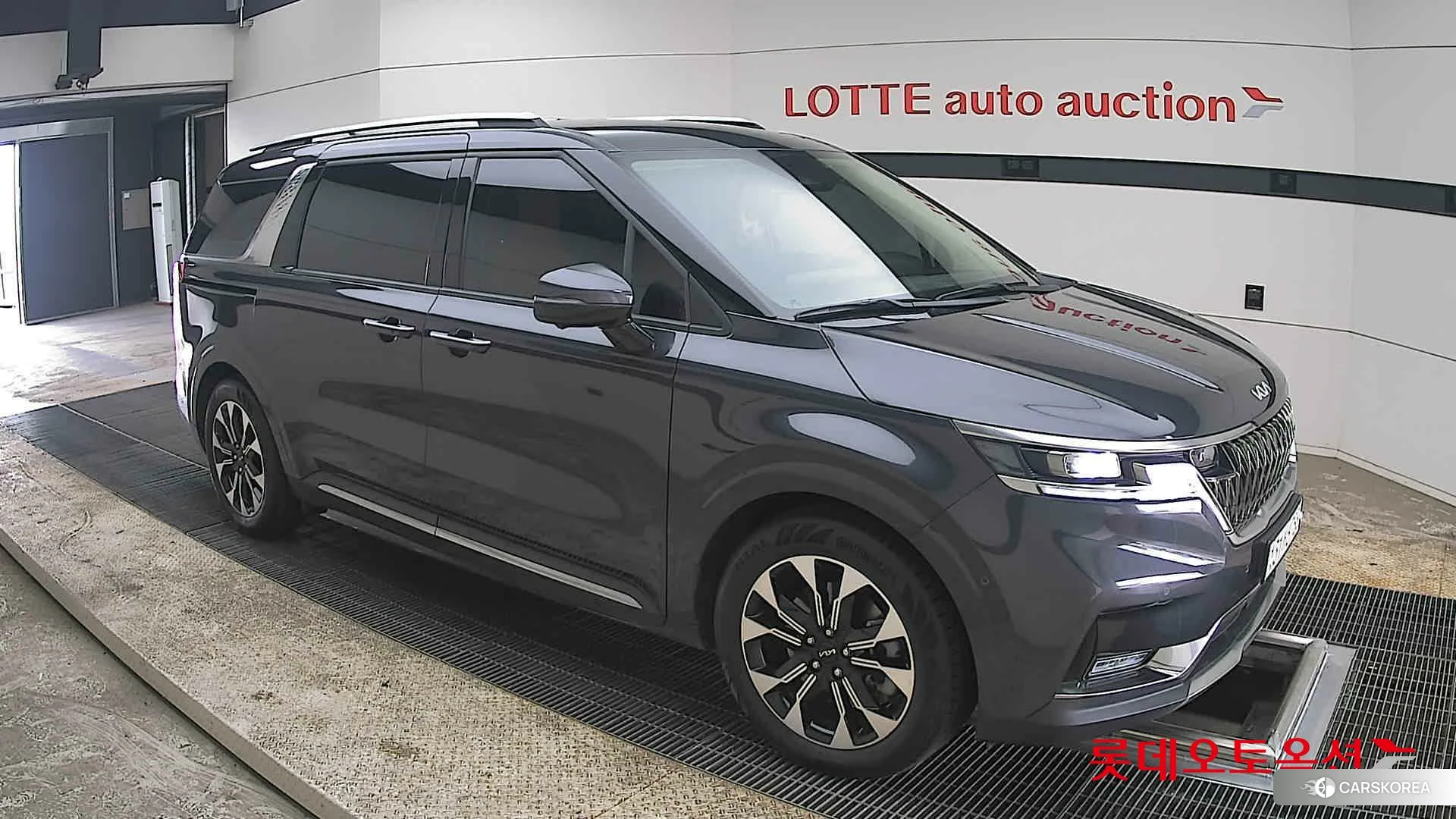 Kia Carnival Limousine id 3875728 из Кореи 7