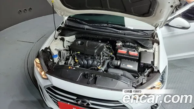 Hyundai Avante AD id 2657918 из Кореи 7