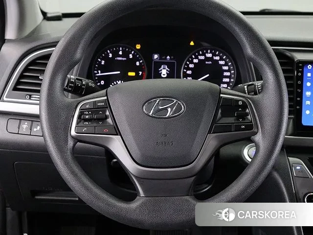 Hyundai Avante AD id 3313639 из Кореи 7